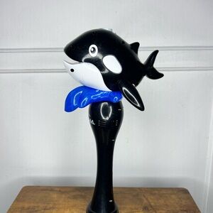 SeaWorld Parks Shamu 14" Bubble Wand Blower Light Up Shamu Orca Killer Whale